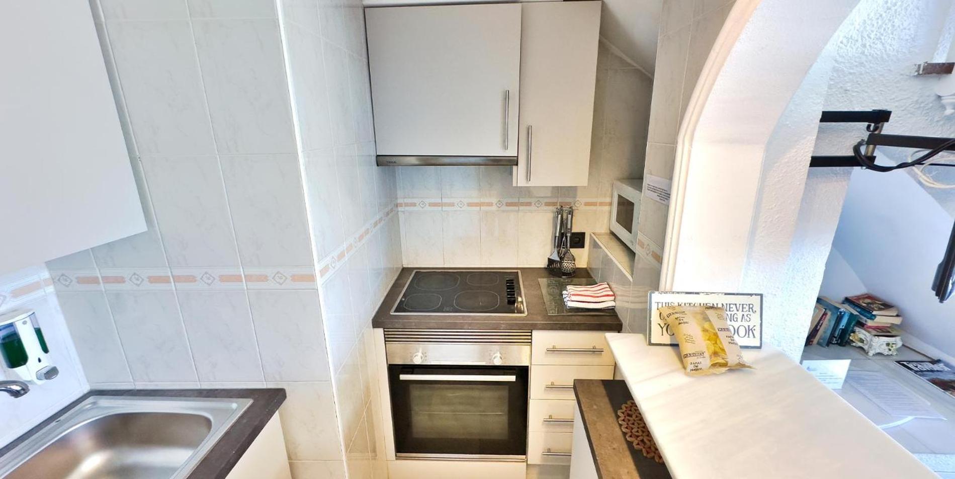 Skol 706 Lovely 2 Bedroom For Rent In Skol Apartment